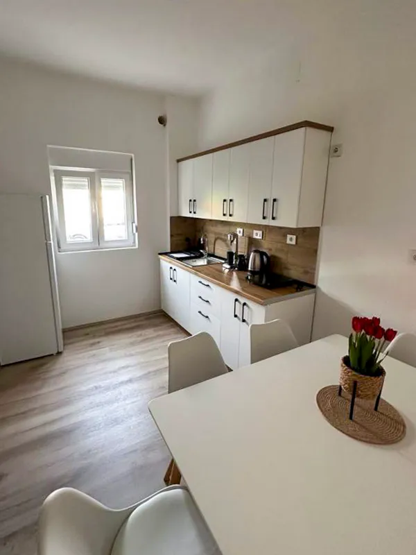 Kalinovi Apartments thumbnail 3