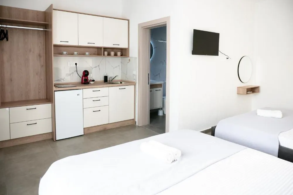 Olive Apartments thumbnail 3