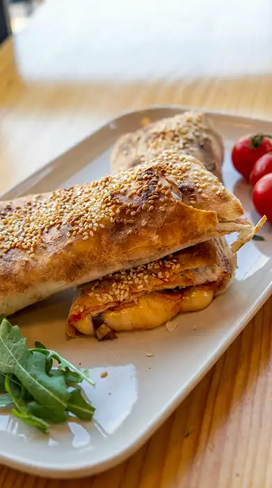 Pizza Capri thumbnail 3